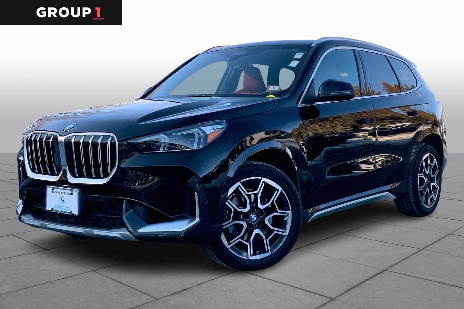 2025 BMW X1 28i's photo