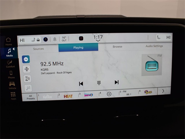 2025 Jeep Wrangler photo 10