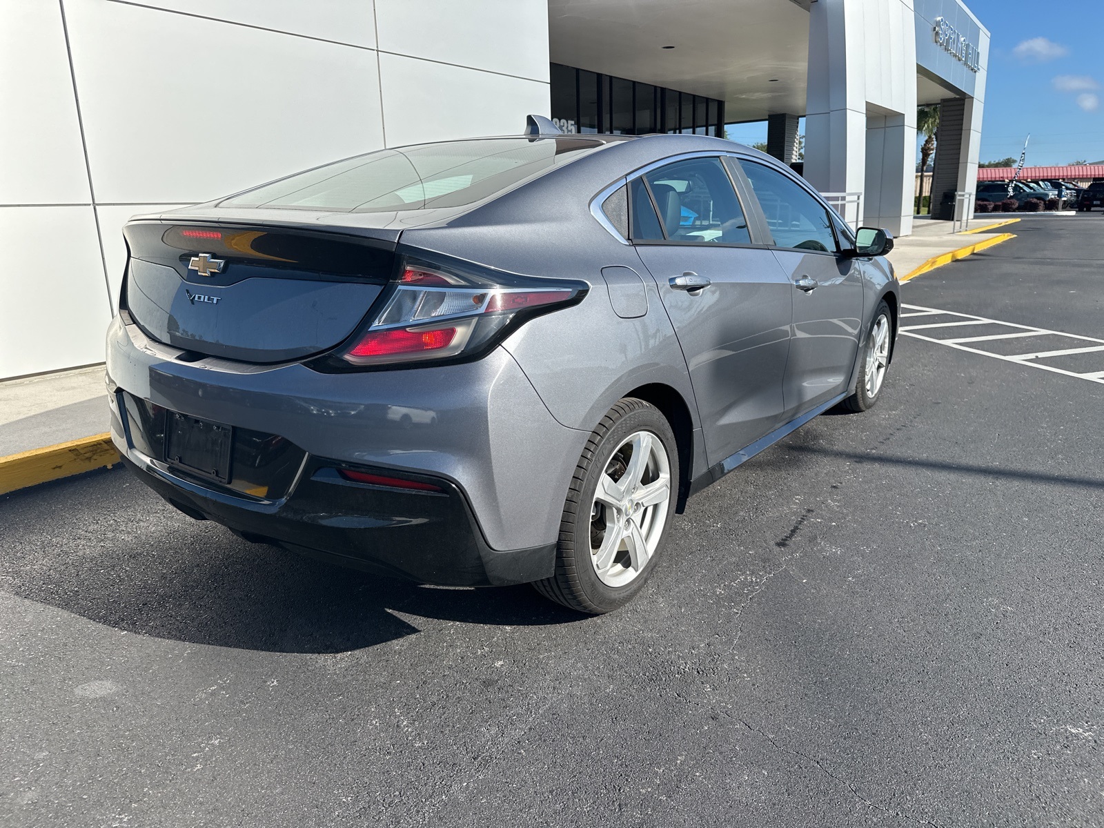 2018 Chevrolet Volt LT photo 4