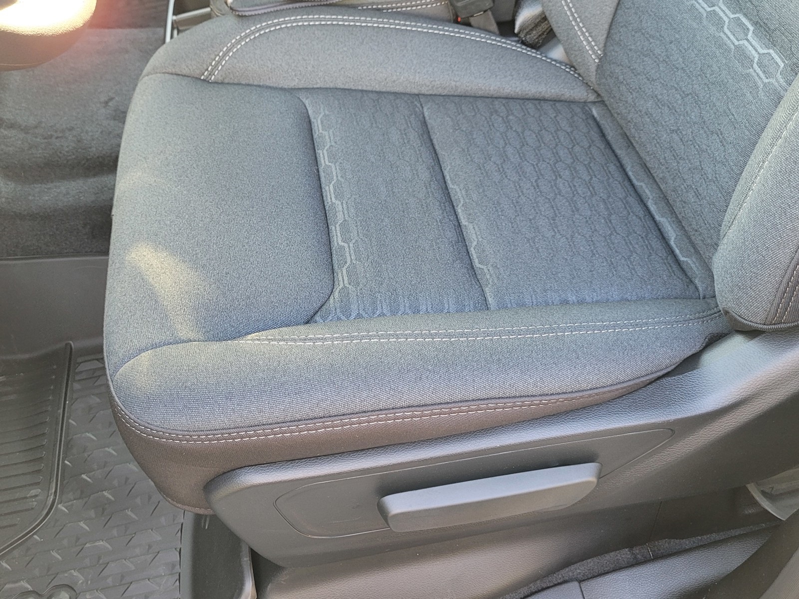 2025 Ram 1500 Tradesman photo 7