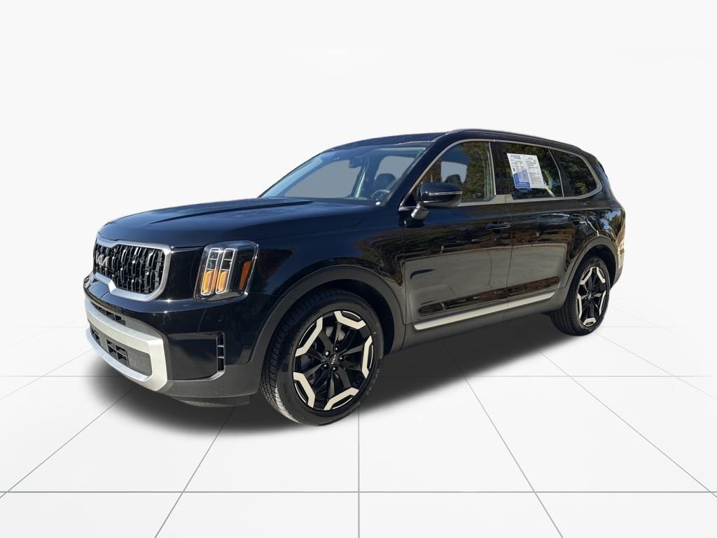 2024 Kia Telluride EX photo 3