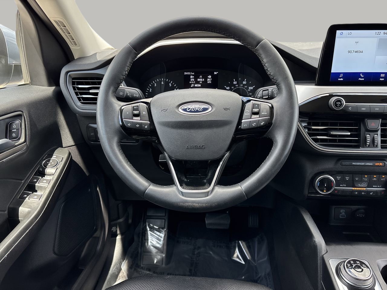 2022 Ford Escape SEL photo 13