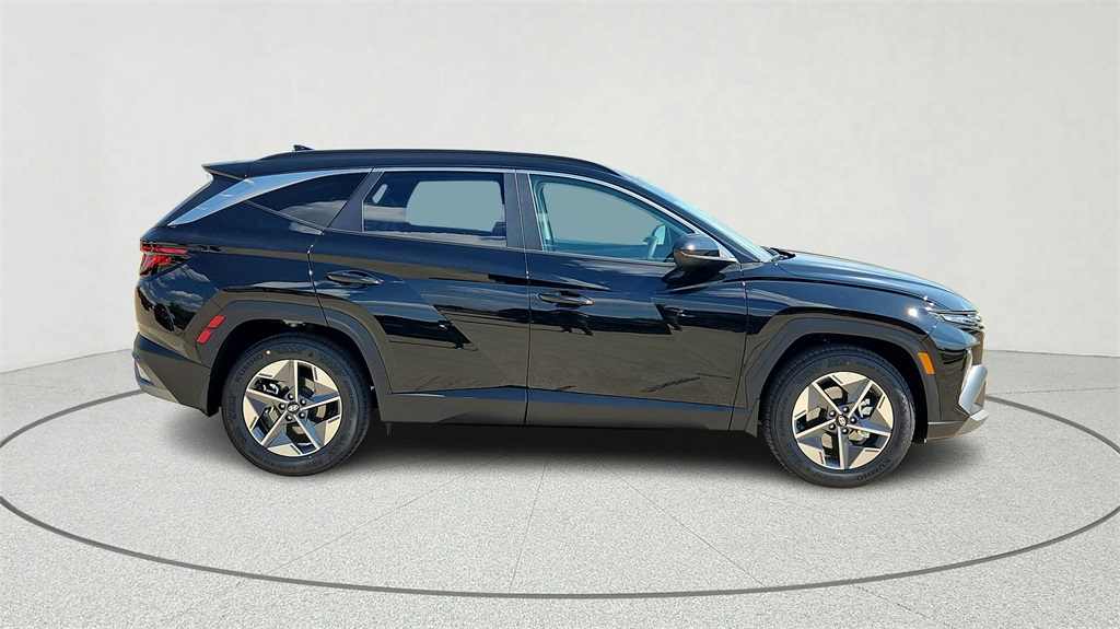 2026 Hyundai Tucson SEL photo 14