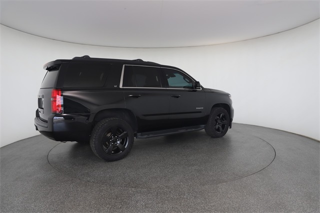 2017 Chevrolet Tahoe LT photo 19