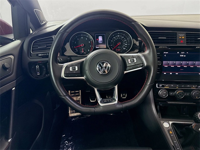 2020 Volkswagen Golf GTI SE Autobahn photo 24