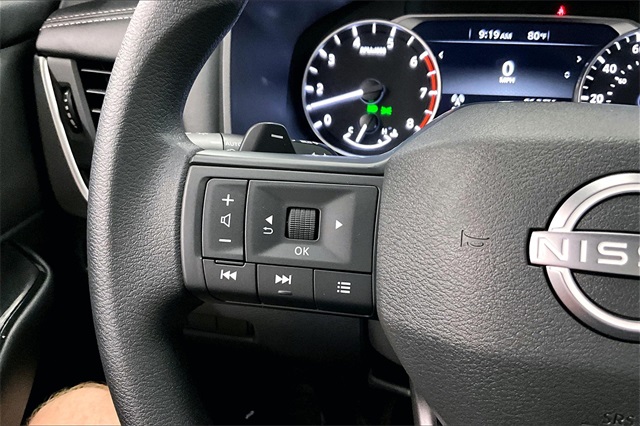 2025 Nissan Rogue S photo 20
