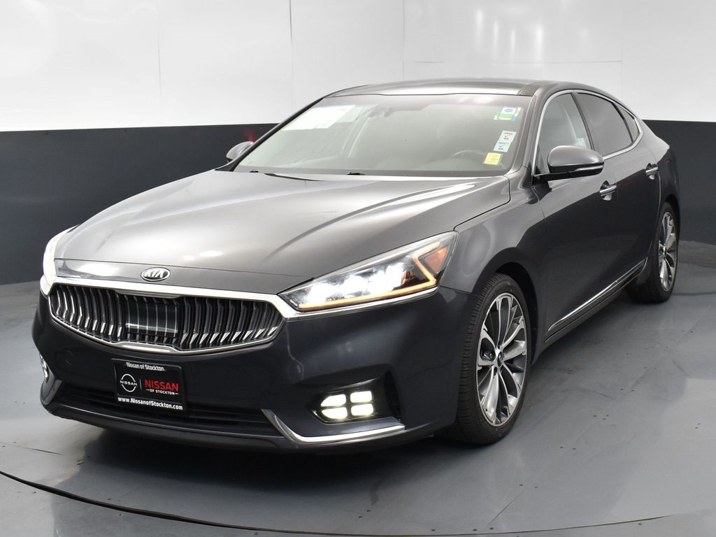 2018 Kia Cadenza Technology photo 3