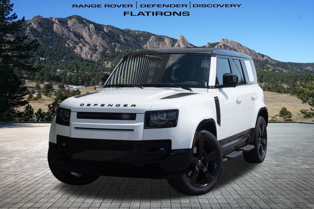 2025 Land Rover Defender V8's photo