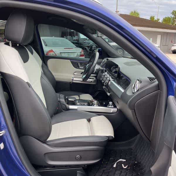 2021 Mercedes Benz GLB 250 photo 8