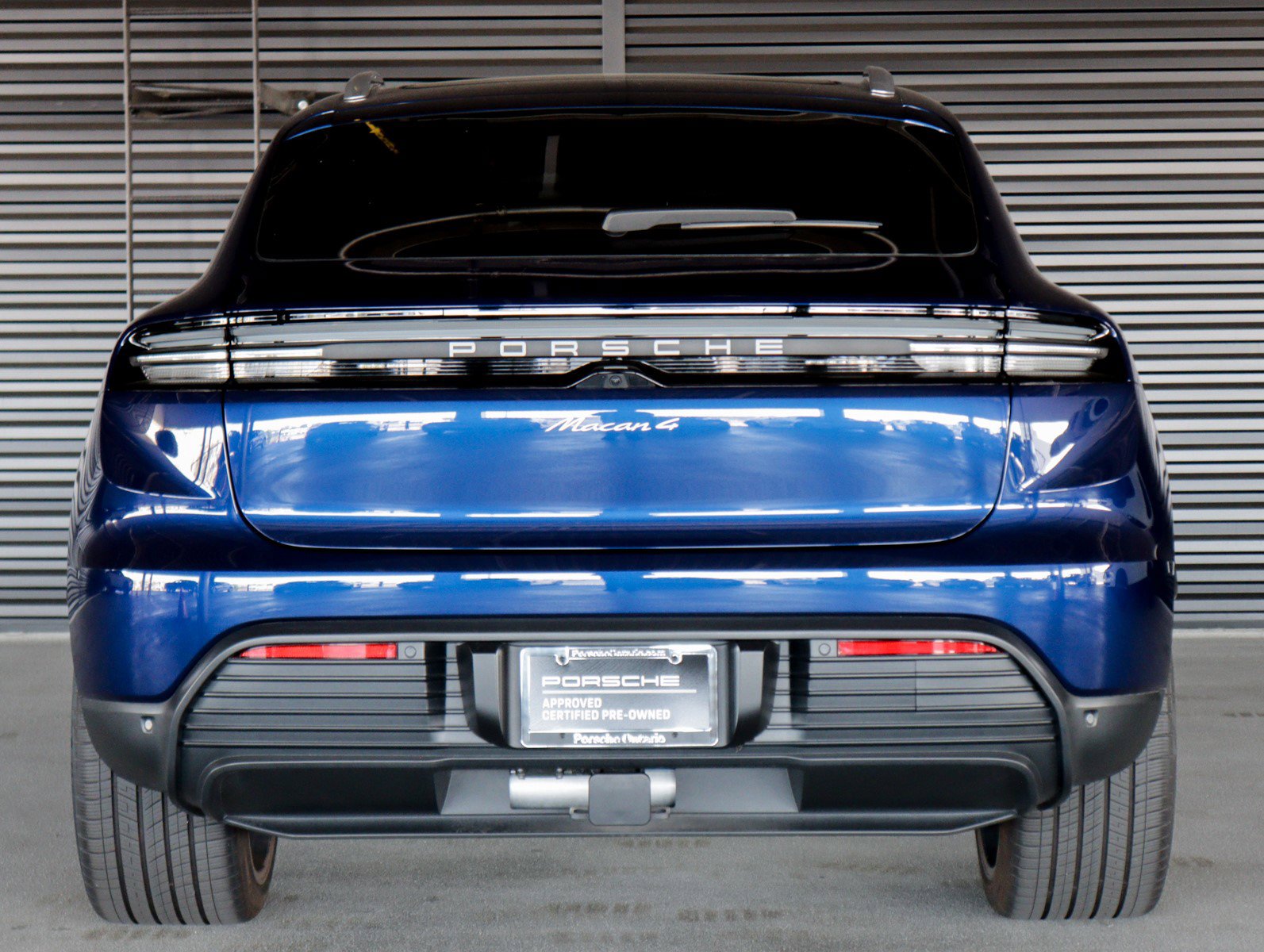 2024 Porsche Macan Electric 4 photo 9