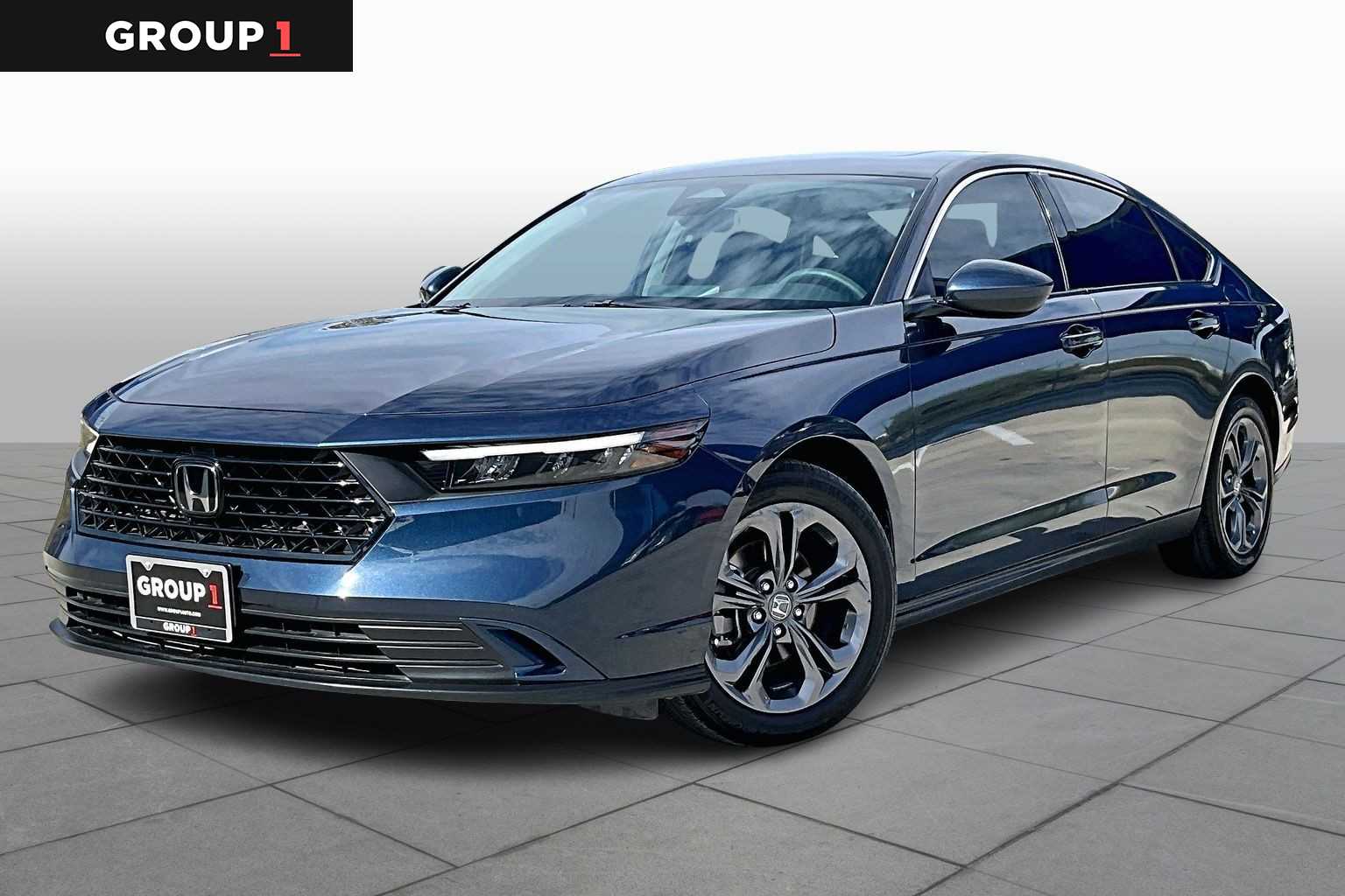 2023 Honda Accord EX's photo