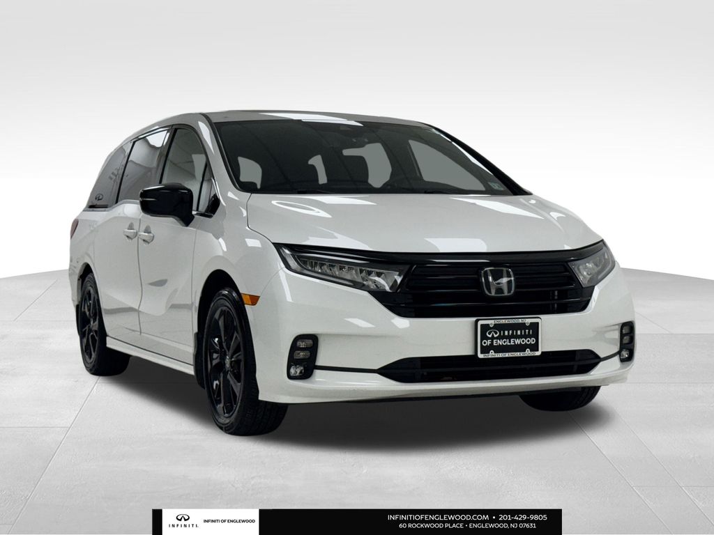 2024 Honda Odyssey SPORT's photo