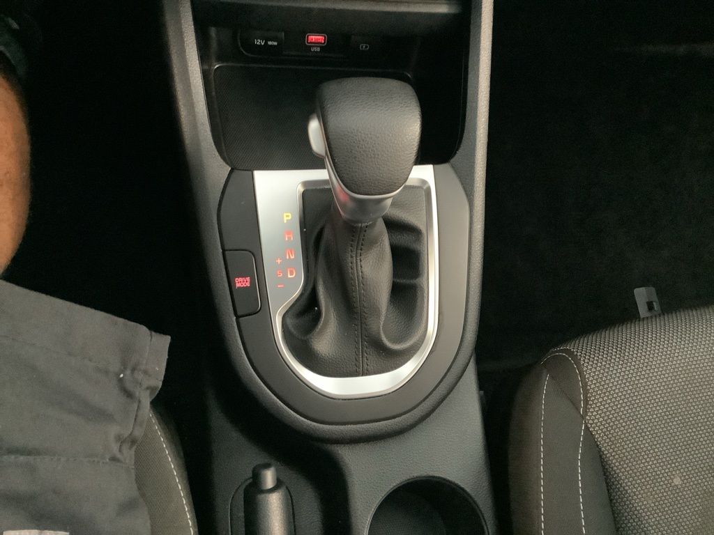 2024 Kia Forte LXS photo 16
