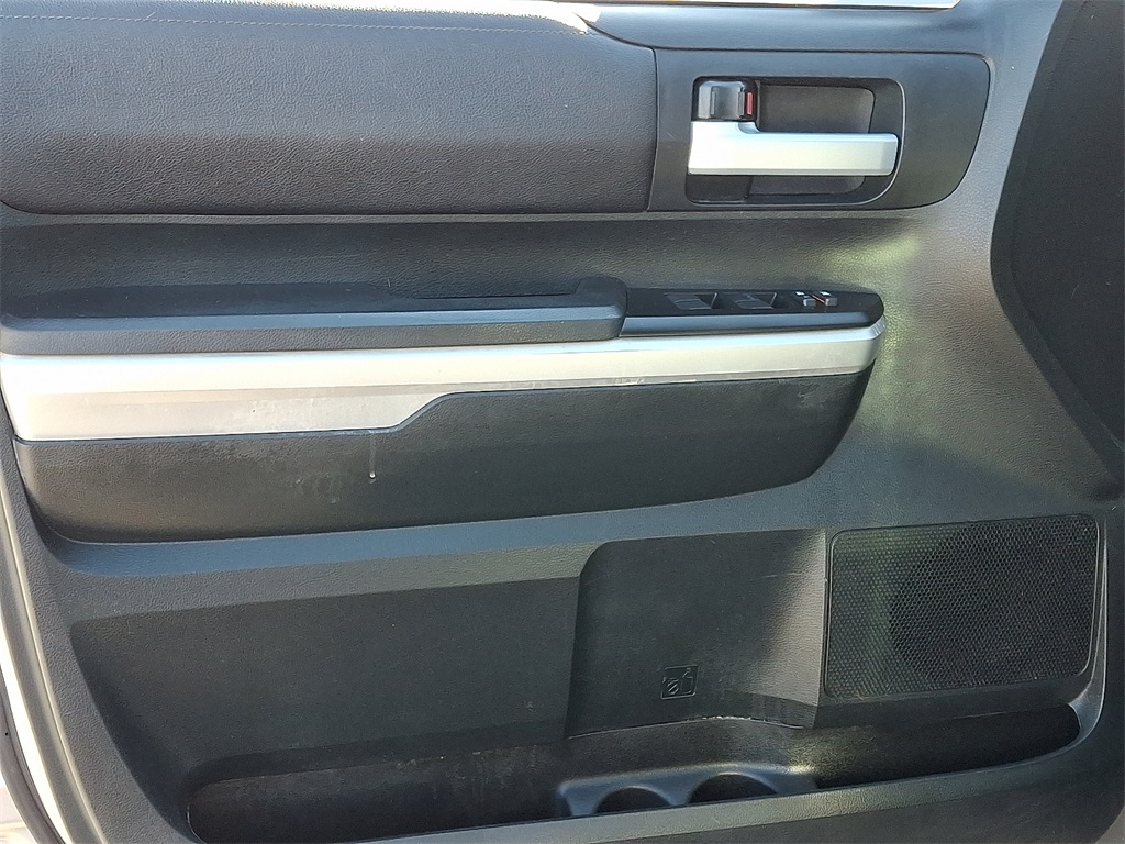 2017 Toyota Tundra TRD Pro photo 13
