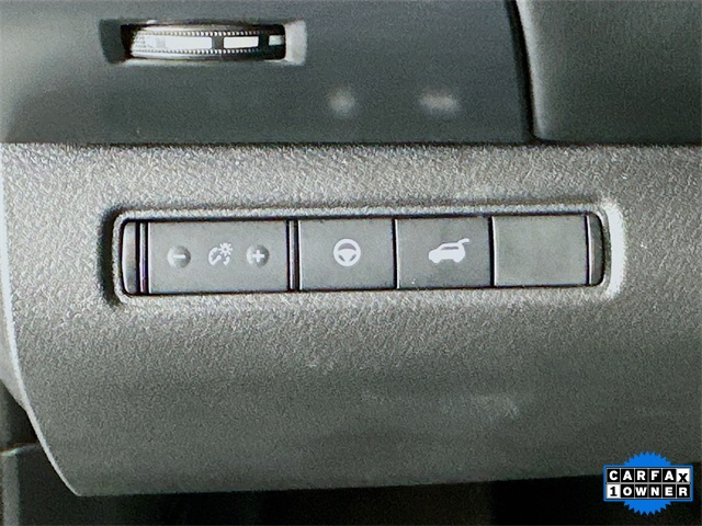 2024 Nissan Pathfinder SL photo 9