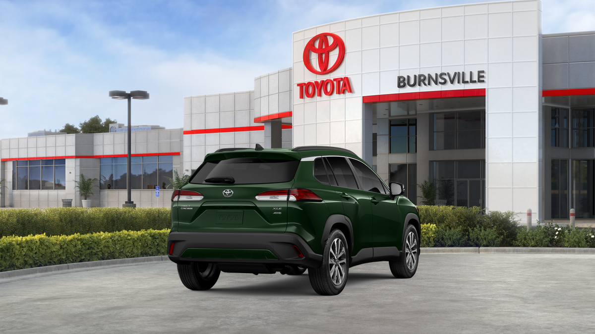 2025 Toyota Corolla Cross XLE photo 6