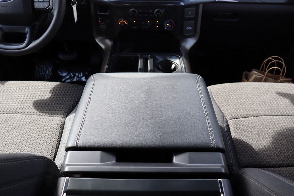 2025 Ford F-150 STX photo 17