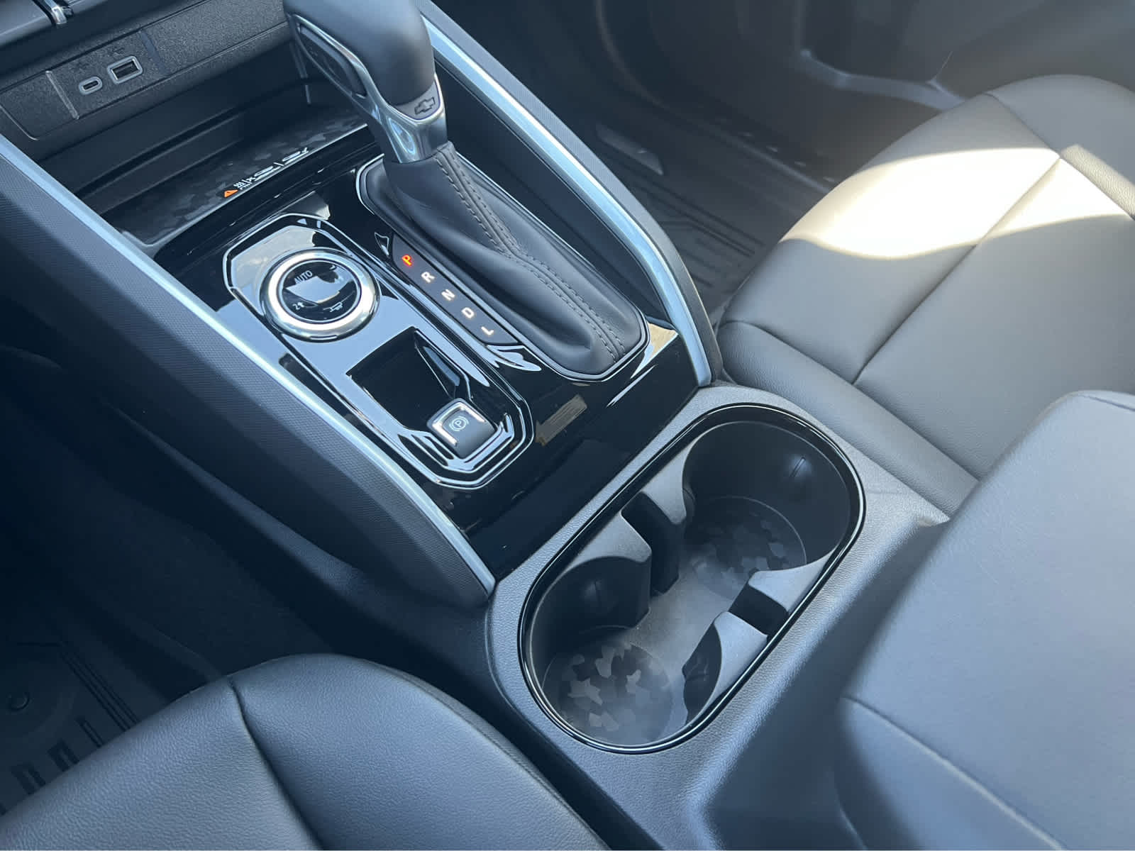 2025 Chevrolet Colorado Work Truck LT photo 21