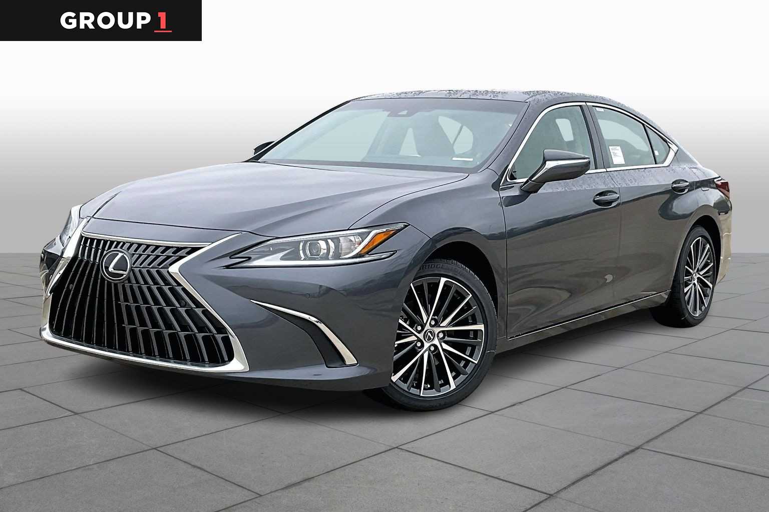 2025 Lexus ES 350's photo
