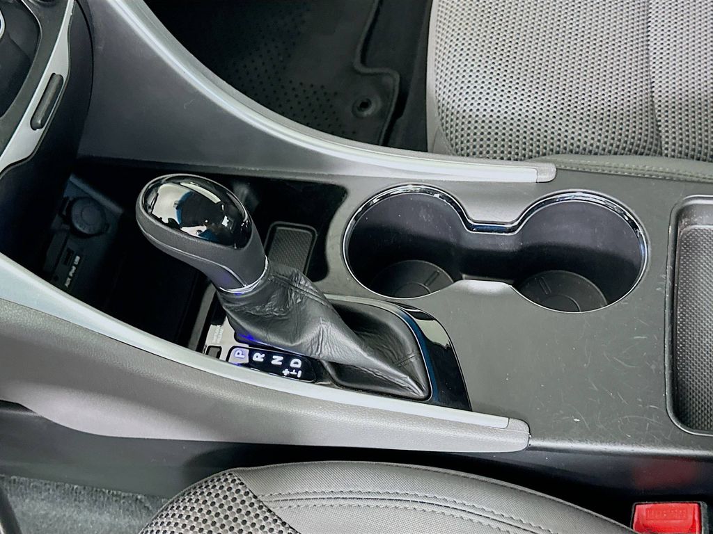 2011 Hyundai Sonata GLS photo 14