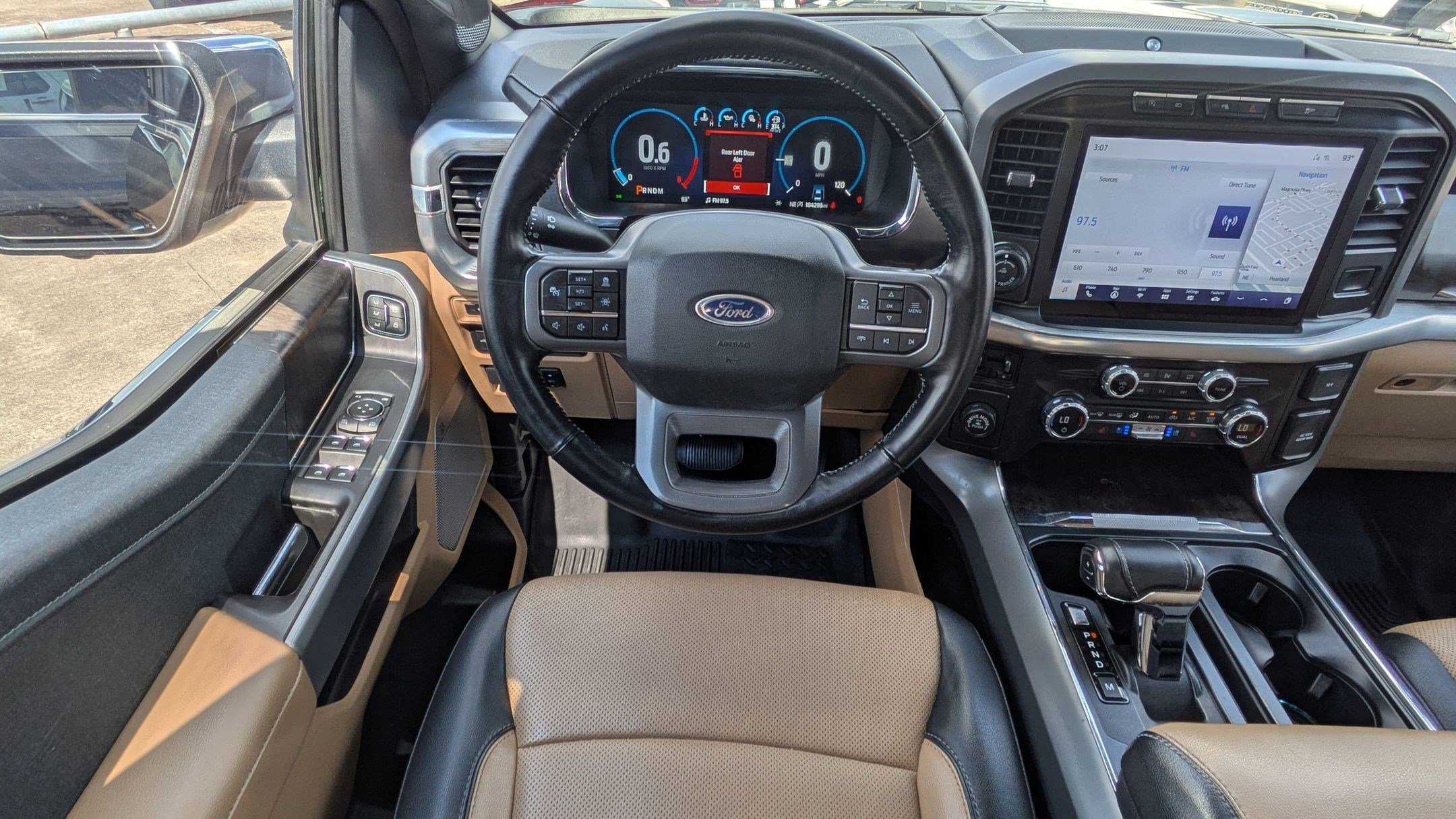 2021 Ford F-150 Lariat photo 28