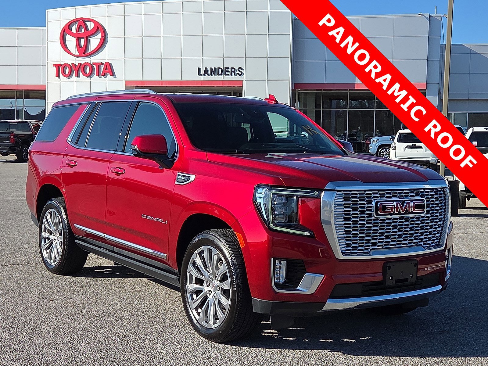 2024 GMC Yukon Denali's photo