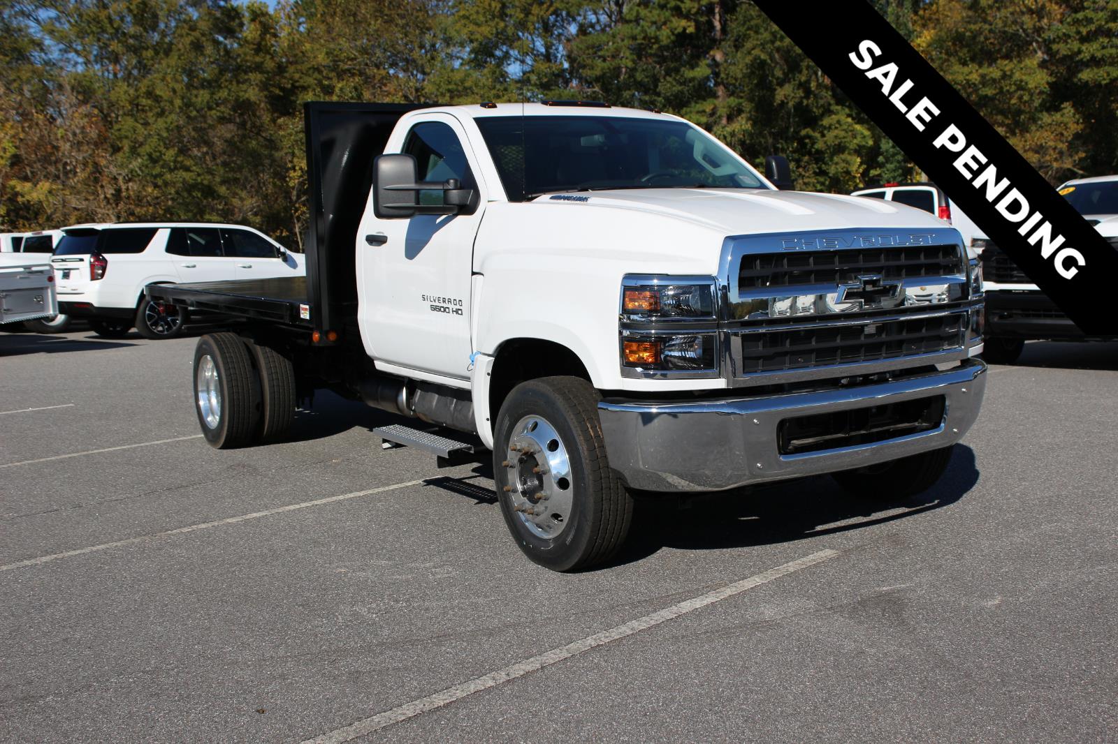 2024 Chevrolet Silverado 4500 Medium Duty Chassis Cab Work Truck's photo