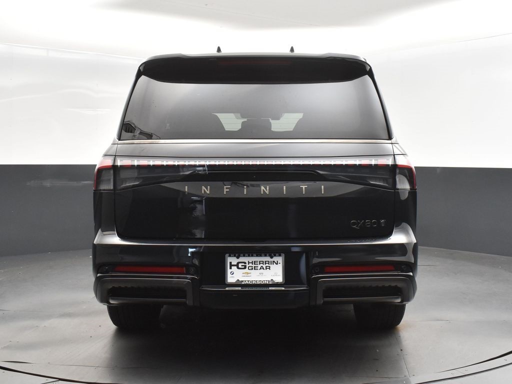 2026 Infiniti QX80 photo 4