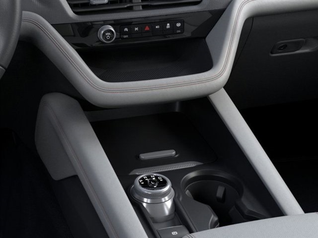 2025 Ford Explorer photo 12