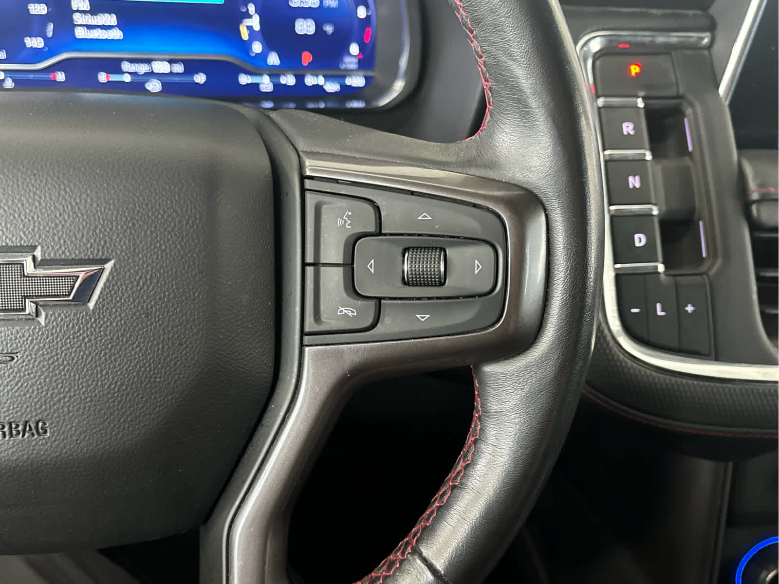 2022 Chevrolet Tahoe RST photo 19