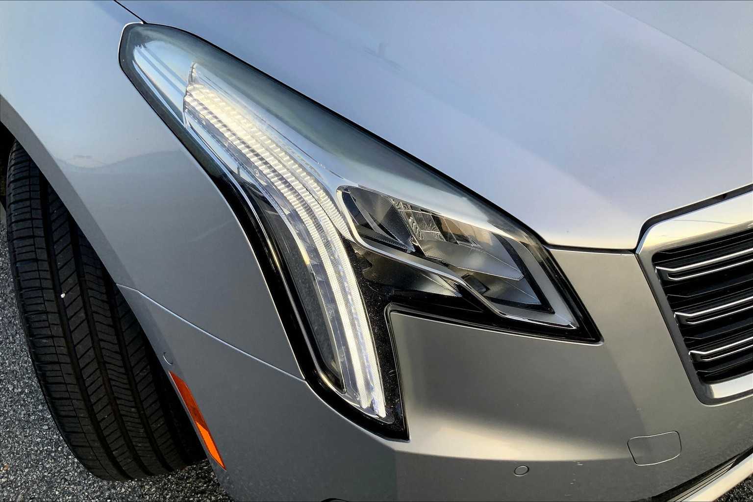 2018 Cadillac XTS Luxury photo 24