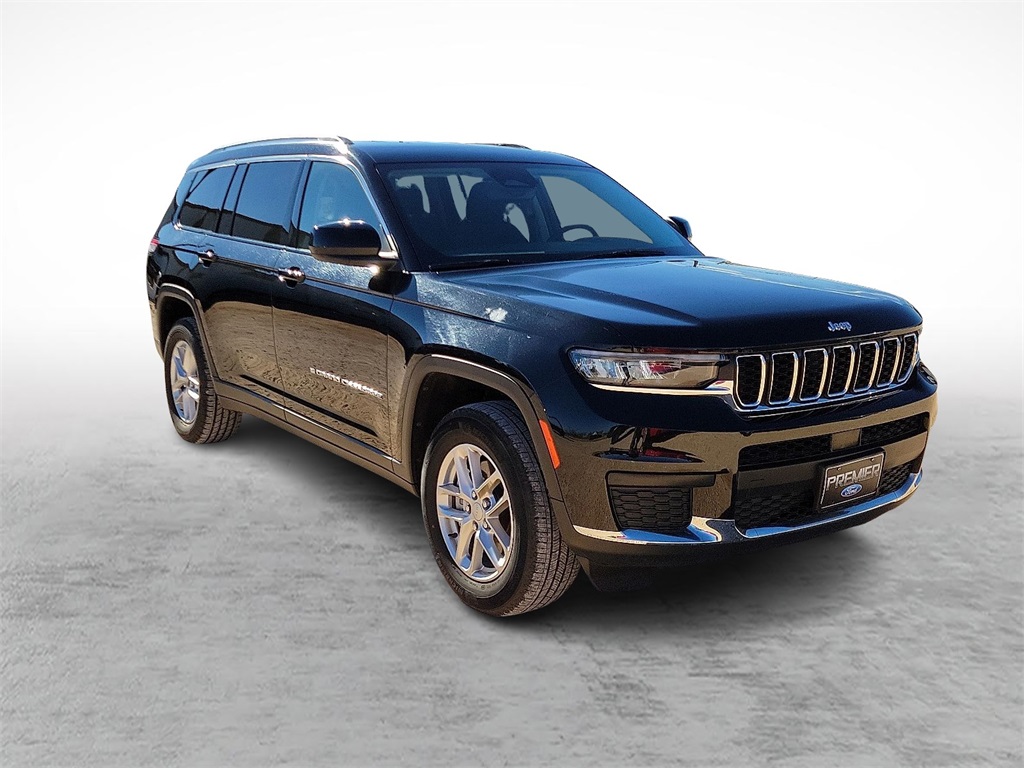 2023 Jeep Grand Cherokee L Laredo's photo