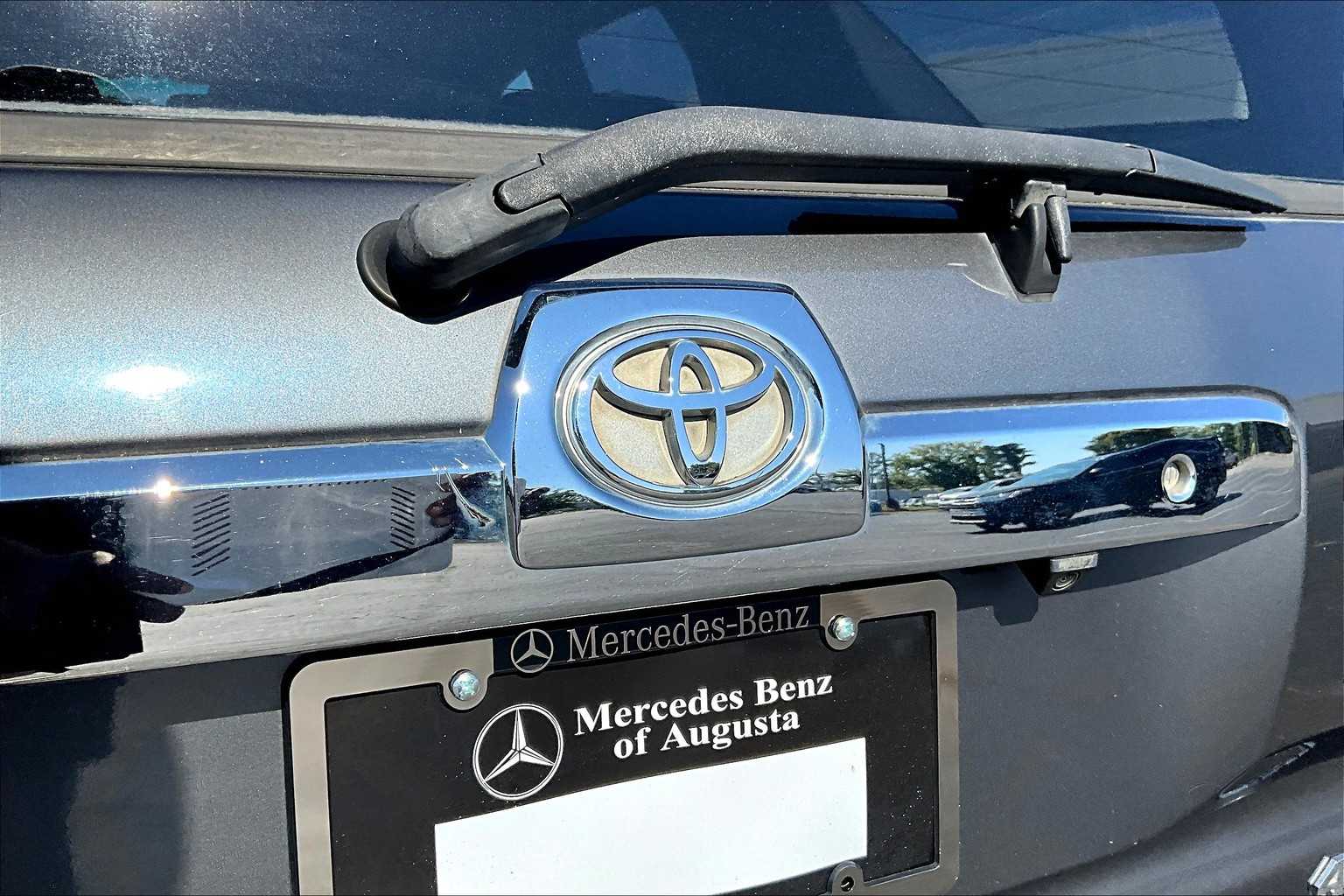 2007 Toyota 4Runner SR5 photo 7