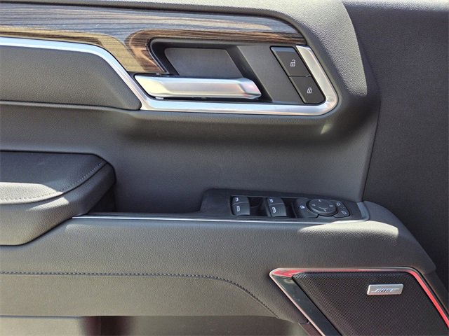 2025 Chevrolet Silverado 1500 RST photo 9