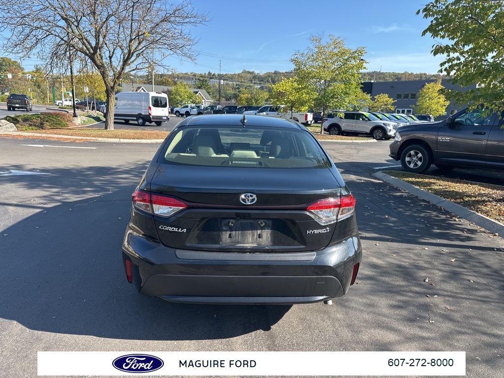 2022 Toyota Corolla Hybrid LE photo 4