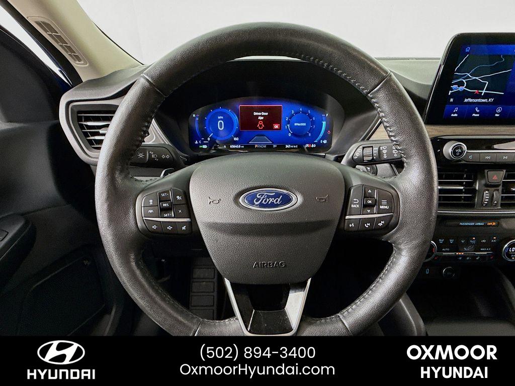 2020 Ford Escape Titanium photo 10