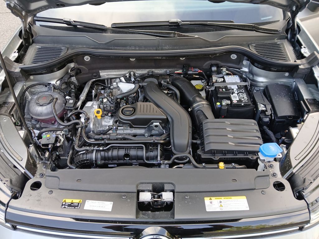 2025 Volkswagen Taos S photo 19