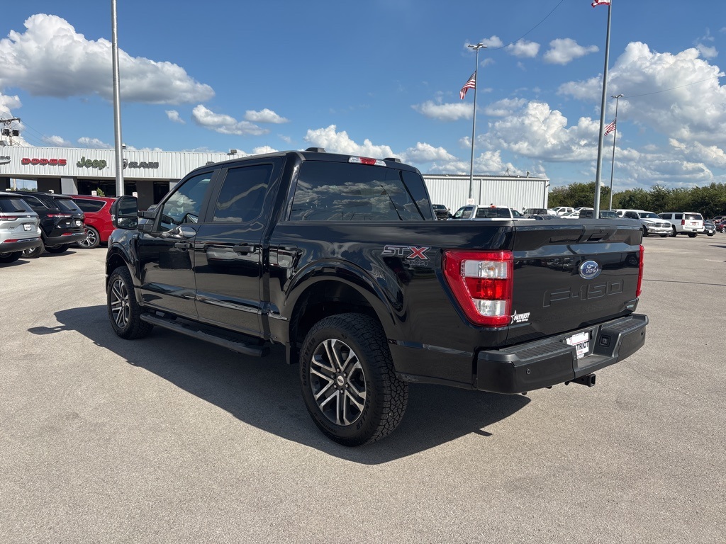 2022 Ford F-150 XL photo 3