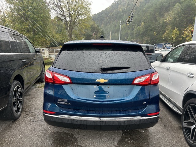2019 Chevrolet Equinox LT photo 2