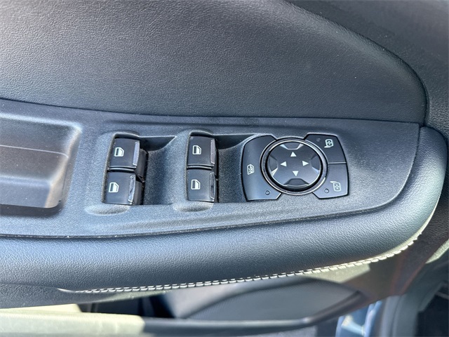 2022 Ford Edge ST photo 10