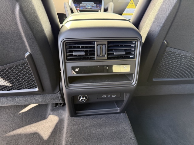 2026 Porsche Cayenne E-Hybrid Base photo 22