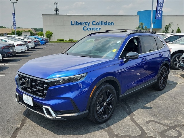 2023 Honda CR-V Hybrid Sport Touring photo 3