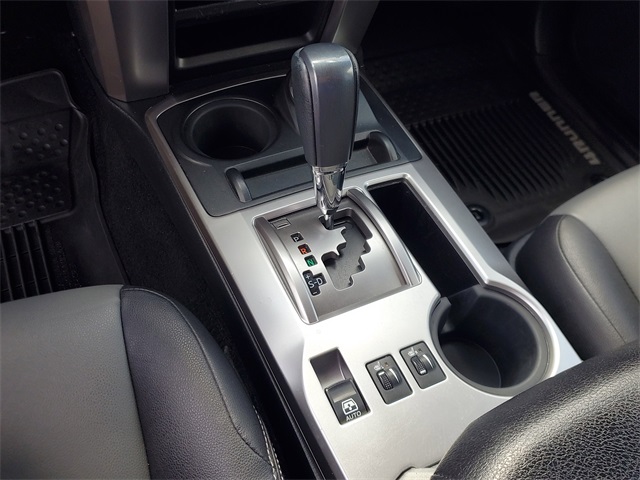 2017 Toyota 4Runner SR5 Premium photo 28