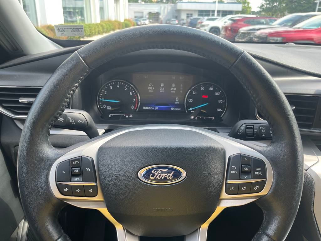 2024 Ford Explorer XLT photo 15