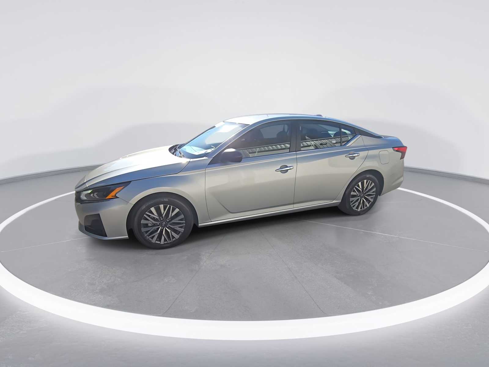 2024 Nissan Altima 2.5 SV photo 4