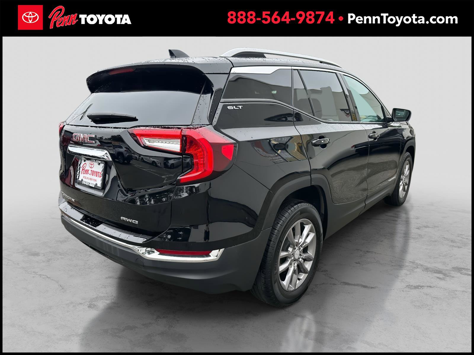 2024 Gmc Terrain SLT photo 2