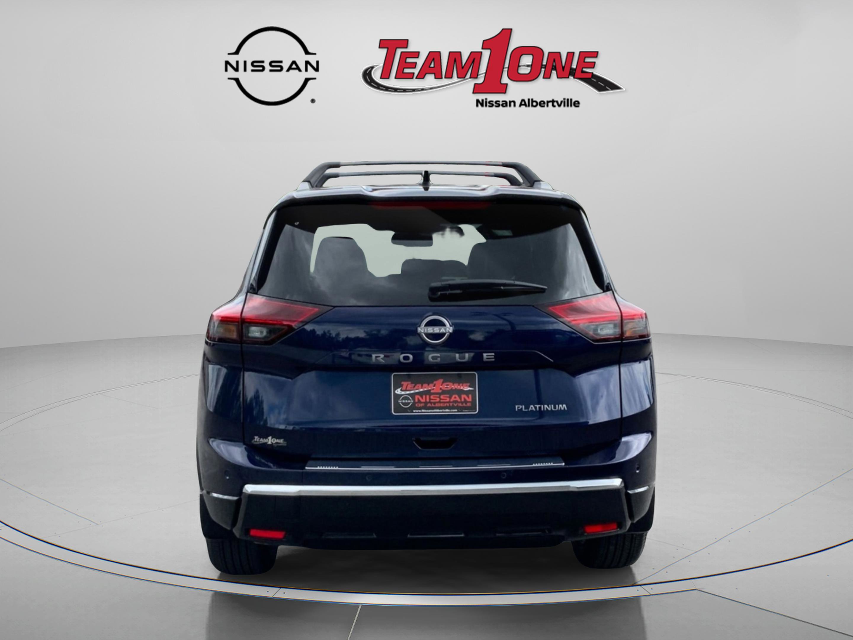 2025 Nissan Rogue Platinum photo 3