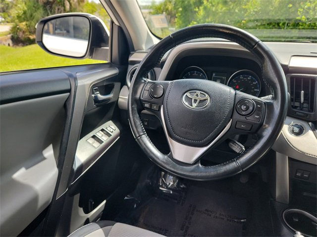 2018 Toyota RAV4 XLE photo 16