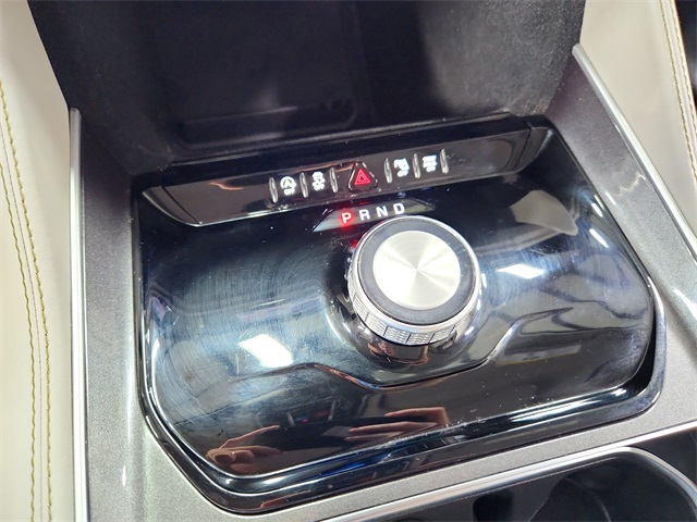 2024 Jeep Wagoneer Base photo 25