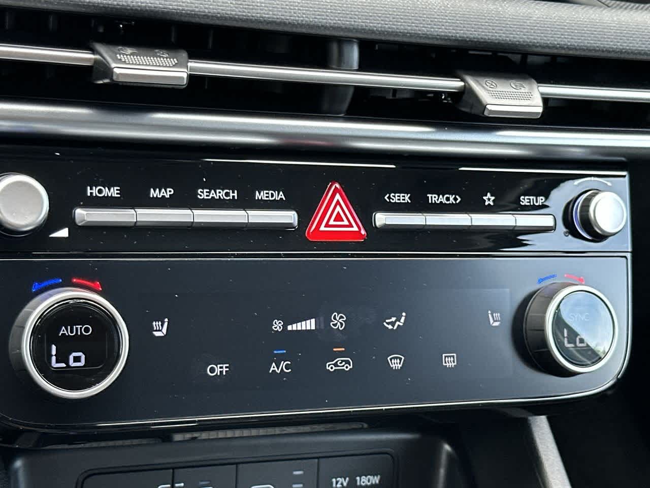 2025 Hyundai Tucson SEL Convenience photo 18